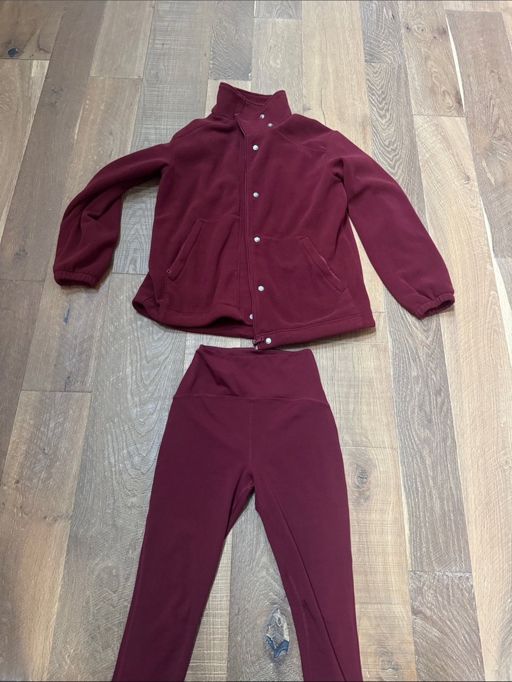 Beyond Yoga California Merlot Set